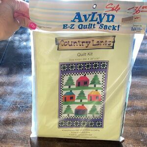Vintage Avlyn Country Lanes Quilt Kit Country Lanes #2001-200 34"x50".